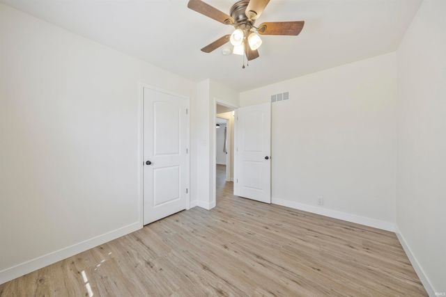715 Carole Place, Newburgh, IN 47630