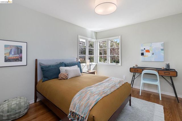 101 101 Windsor Ave., Kensington, CA 94708