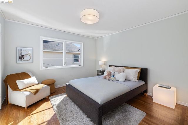 101 101 Windsor Ave., Kensington, CA 94708