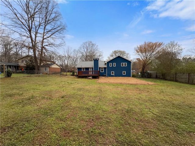 1272 Owen Circle, Sugar Hill, GA 30518