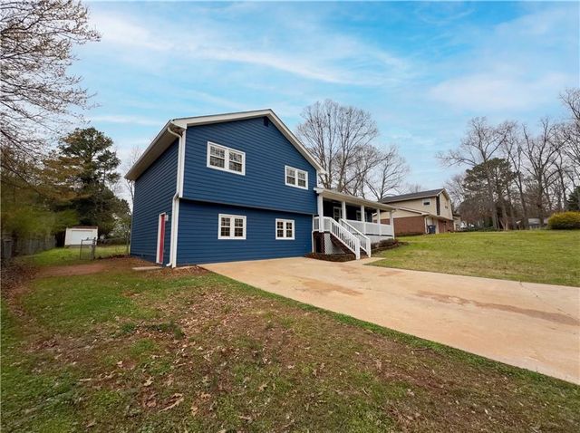 1272 Owen Circle, Sugar Hill, GA 30518