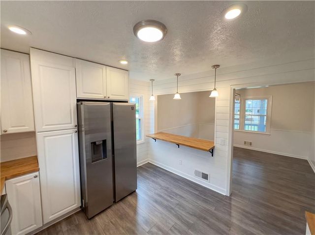 1272 Owen Circle, Sugar Hill, GA 30518
