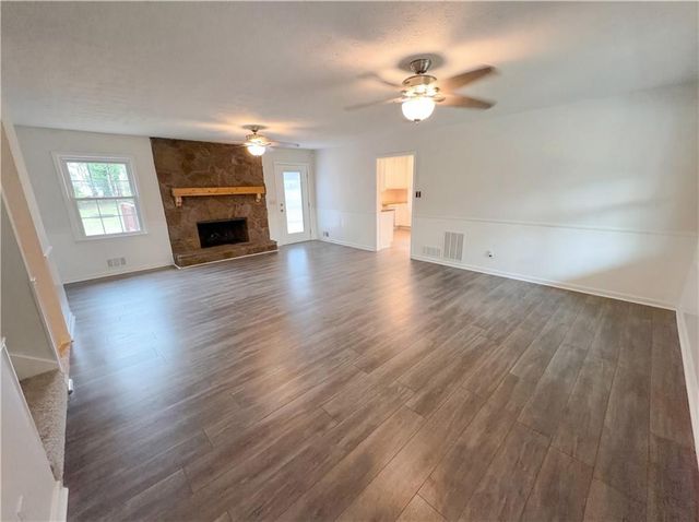 1272 Owen Circle, Sugar Hill, GA 30518
