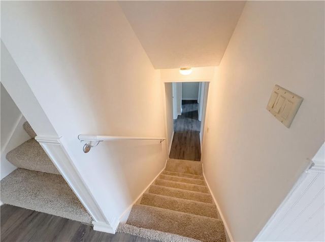 1272 Owen Circle, Sugar Hill, GA 30518