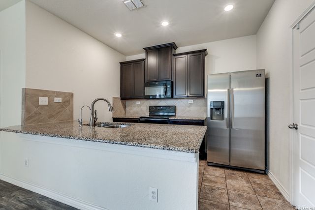 6434 Buffalo Ranch, San Antonio, TX 78244