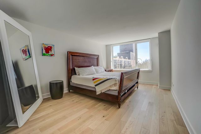 440 N Mcclurg Court 513, Chicago, IL 60611