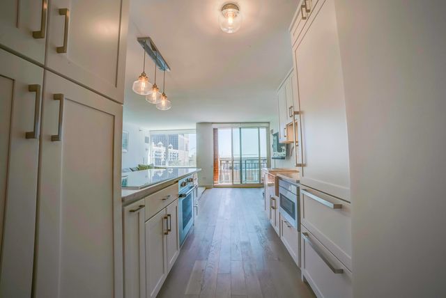 440 N Mcclurg Court 513, Chicago, IL 60611