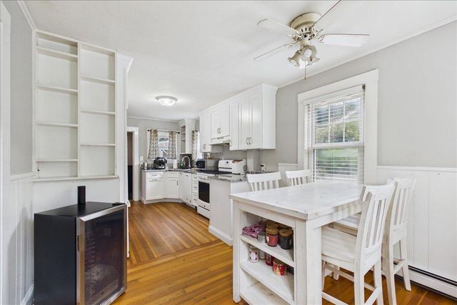 64 Camp Opechee Road, Centerville, MA 02632