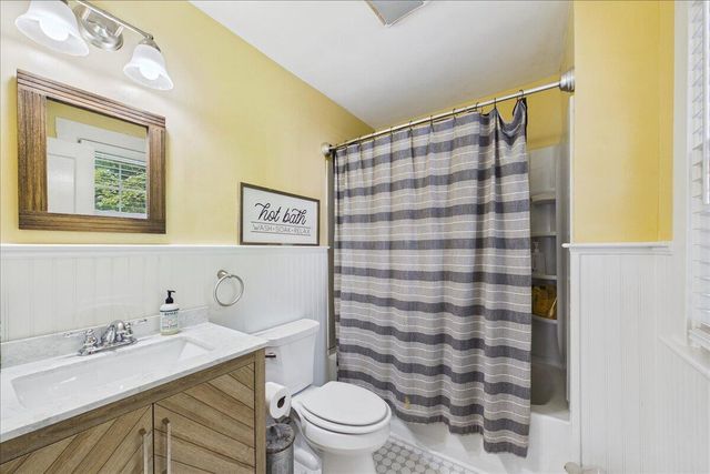64 Camp Opechee Road, Centerville, MA 02632