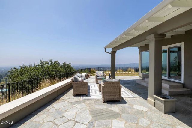 2966 Zane Grey Terrace, Altadena, CA 91001