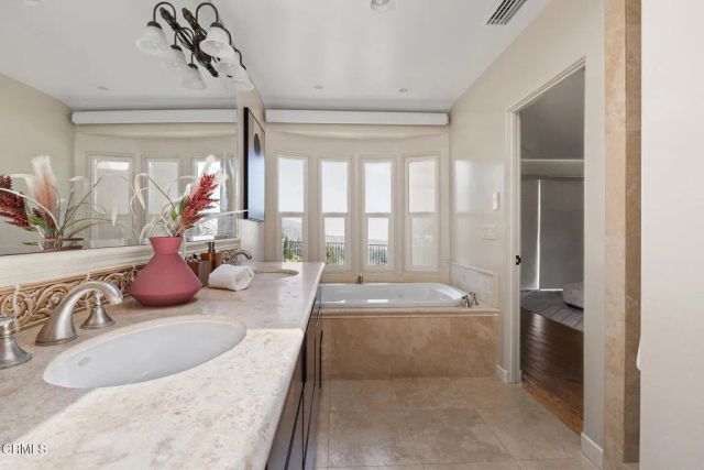 2966 Zane Grey Terrace, Altadena, CA 91001