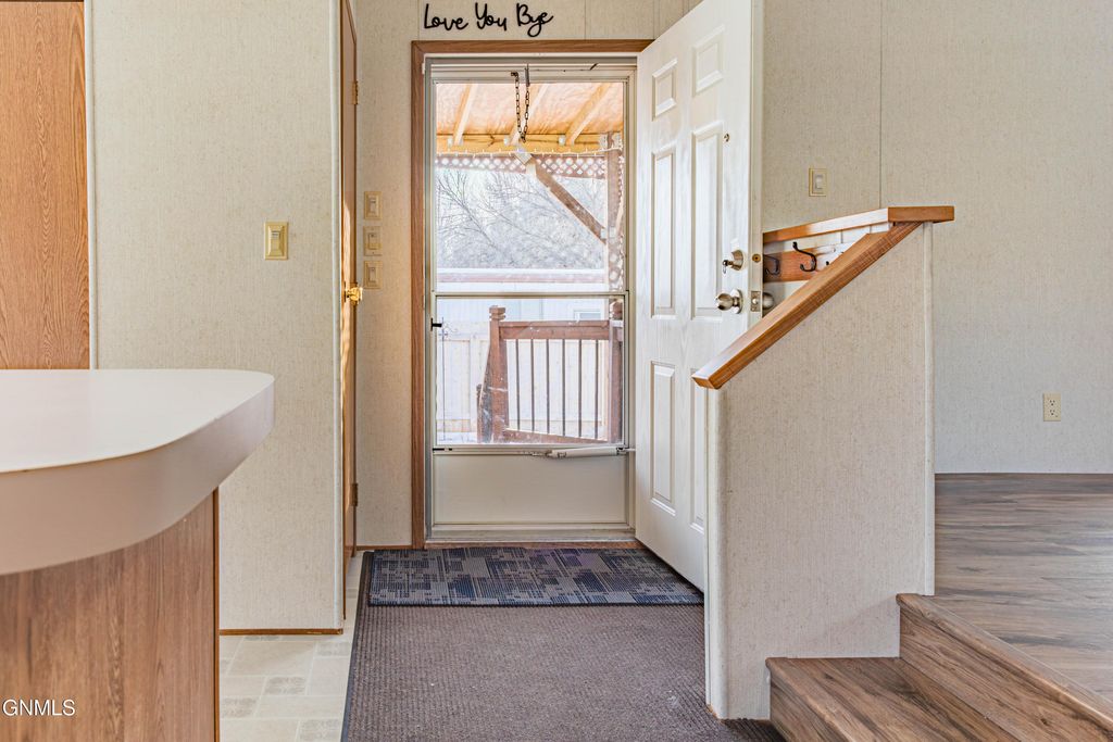 4303 Patriot Drive, Bismarck, ND 58503 photo 4