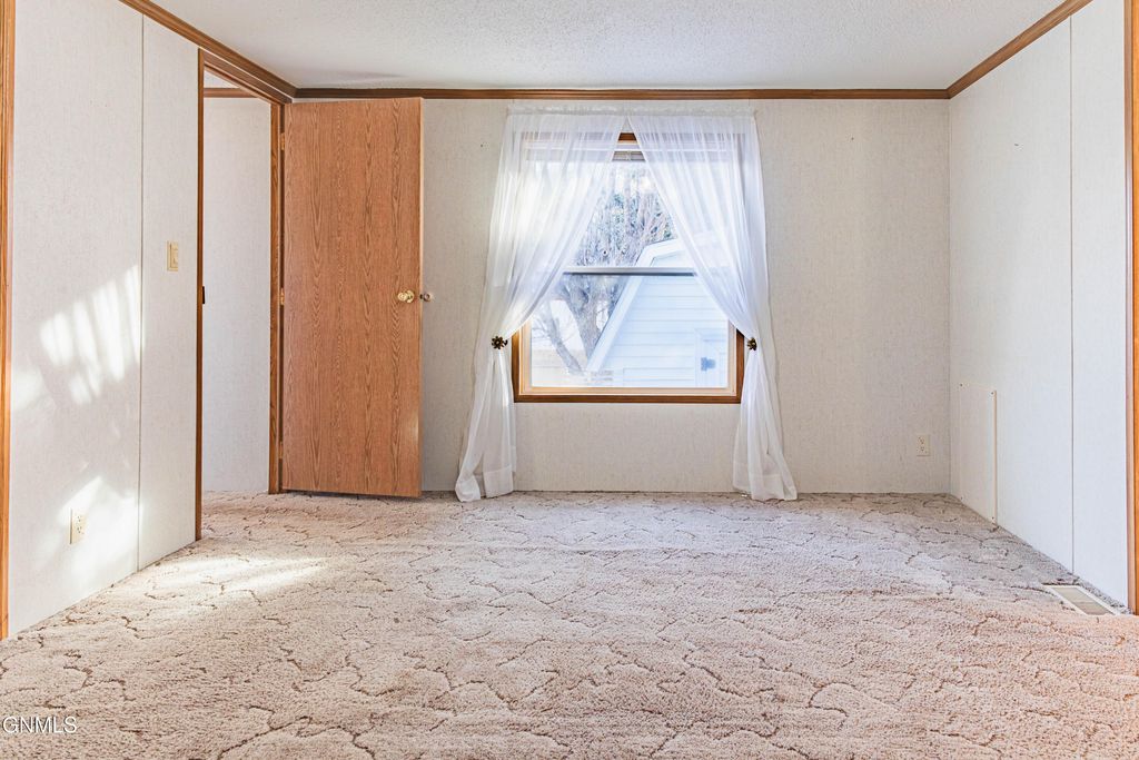 4303 Patriot Drive, Bismarck, ND 58503 photo 42