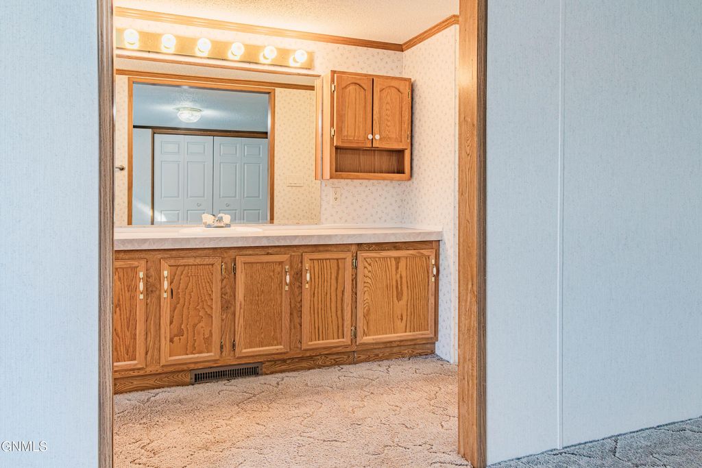 4303 Patriot Drive, Bismarck, ND 58503 photo 44