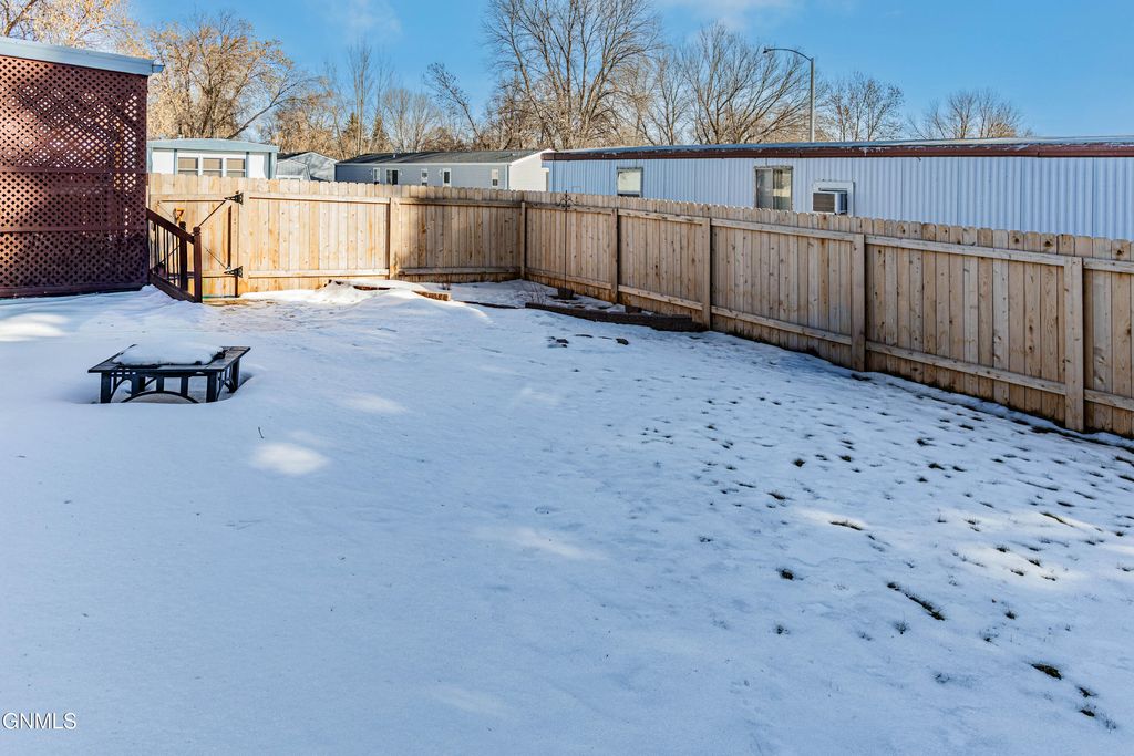 4303 Patriot Drive, Bismarck, ND 58503 photo 56