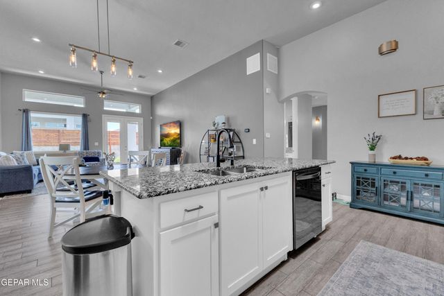 12632 Josie Tinajero Avenue, El Paso, TX 79928