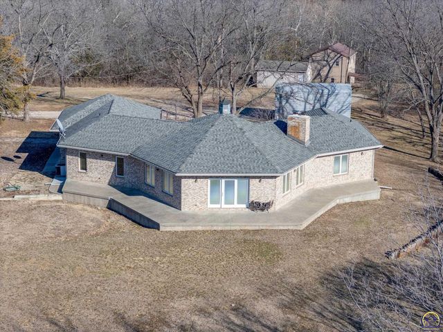 2660 NE Kaw Valley School RD 2520 NE Kaw Valley Schoo, Topeka, KS 66617