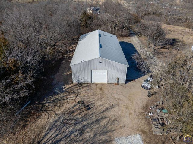 2660 NE Kaw Valley School RD 2520 NE Kaw Valley Schoo, Topeka, KS 66617