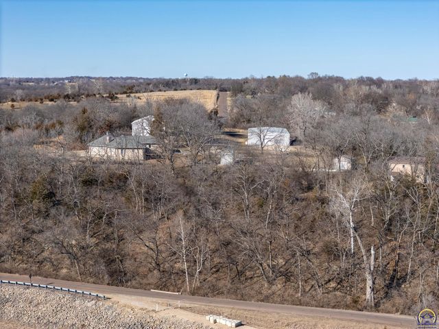 2660 NE Kaw Valley School RD 2520 NE Kaw Valley Schoo, Topeka, KS 66617