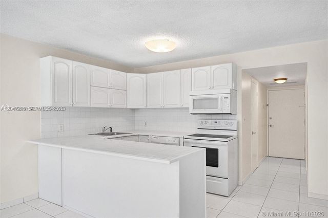 1228 W Ave 613 613, Miami Beach, FL 33139