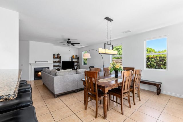 240 Paseo Vista Circle, Palm Desert, CA 92260