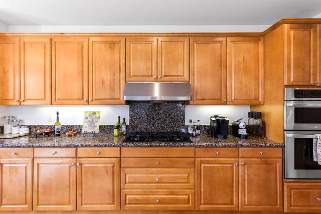 240 Paseo Vista Circle, Palm Desert, CA 92260