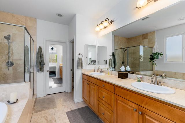 240 Paseo Vista Circle, Palm Desert, CA 92260