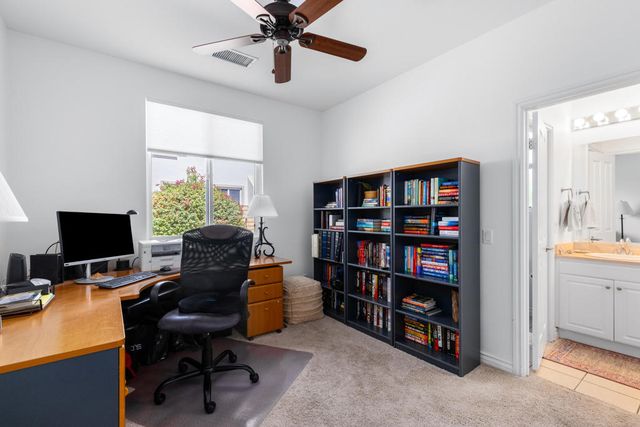 240 Paseo Vista Circle, Palm Desert, CA 92260