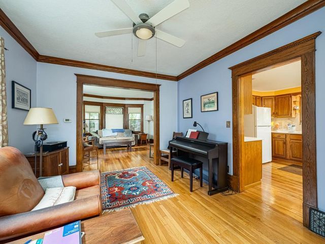 1006 Cromwell Avenue, Saint Paul, MN 55114