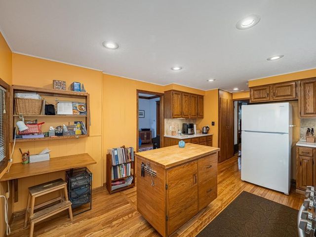 1006 Cromwell Avenue, Saint Paul, MN 55114