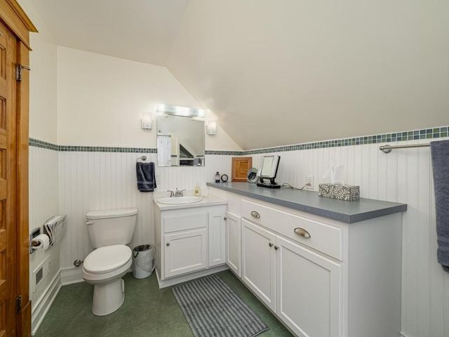1006 Cromwell Avenue, Saint Paul, MN 55114