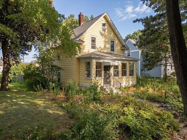 1006 Cromwell Avenue, Saint Paul, MN 55114