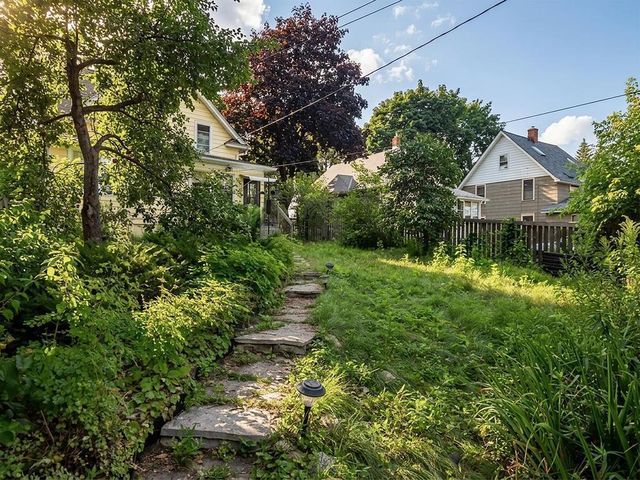 1006 Cromwell Avenue, Saint Paul, MN 55114