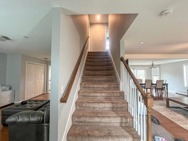 195 Zion Hill Road, Northfield, NH 03276