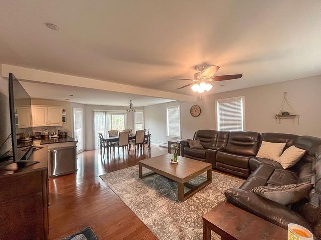 195 Zion Hill Road, Northfield, NH 03276