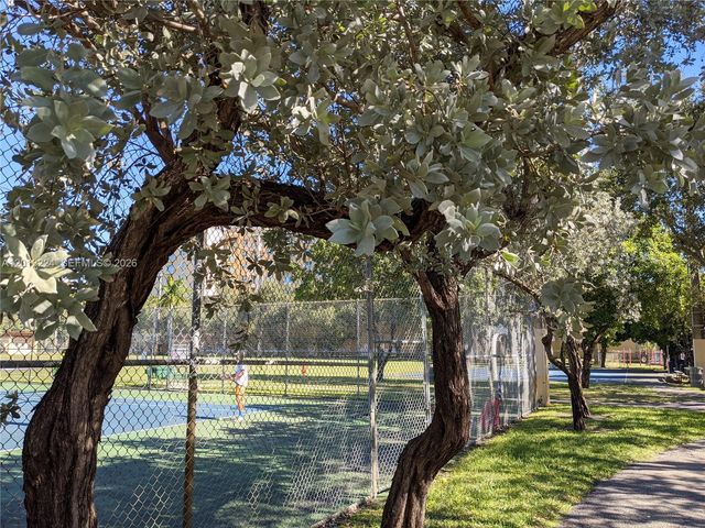 124 Mendoza Ave 1, Coral Gables, FL 33134