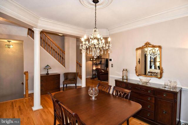1040 GRAND OAK WAY, Rockville, MD 20852