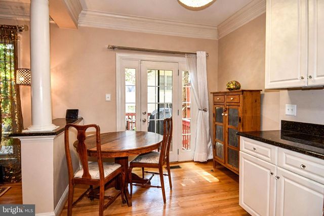 1040 GRAND OAK WAY, Rockville, MD 20852
