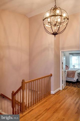 1040 GRAND OAK WAY, Rockville, MD 20852