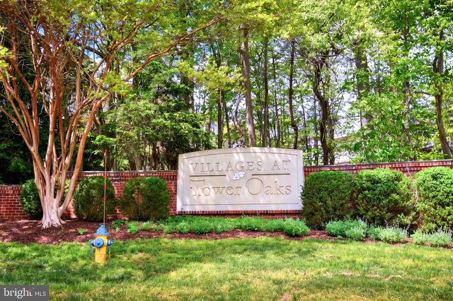 1040 GRAND OAK WAY, Rockville, MD 20852