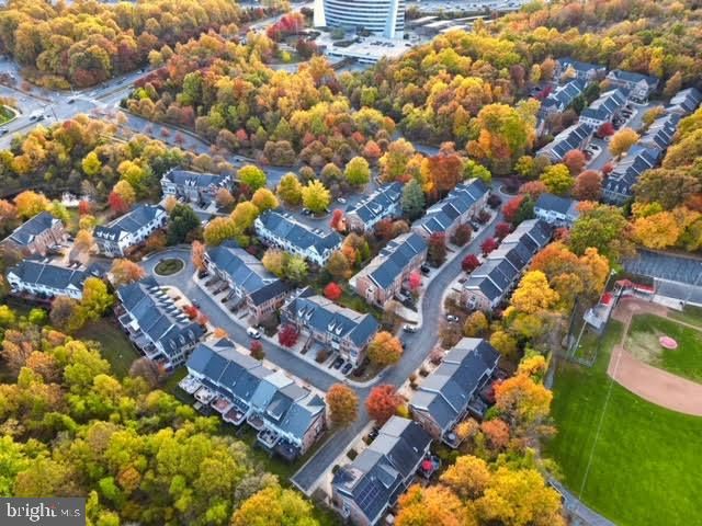 1040 GRAND OAK WAY, Rockville, MD 20852