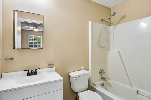 108 Clarks Bluff Road, Kingsland, GA 31548