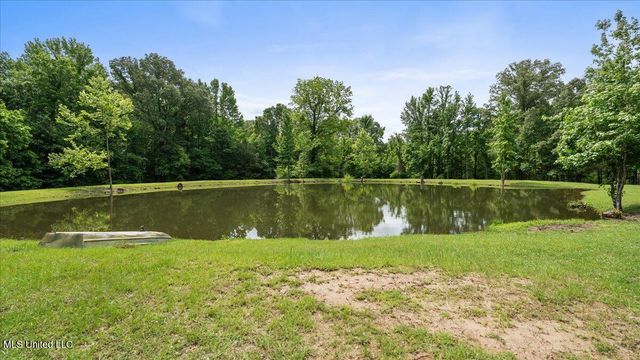 768 Lake Boulevard, Vicksburg, MS 39180