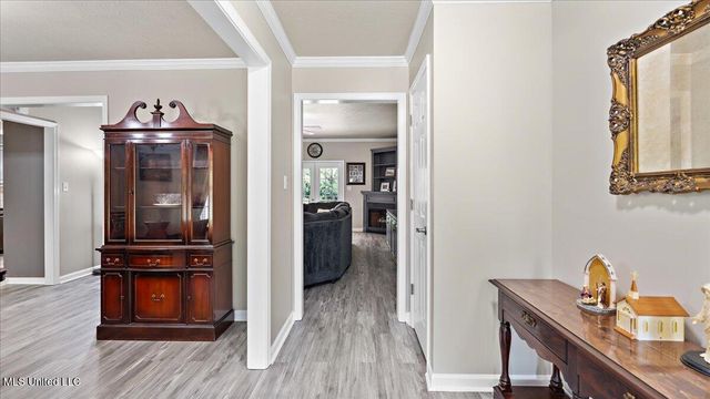 768 Lake Boulevard, Vicksburg, MS 39180