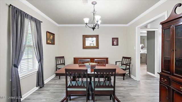 768 Lake Boulevard, Vicksburg, MS 39180