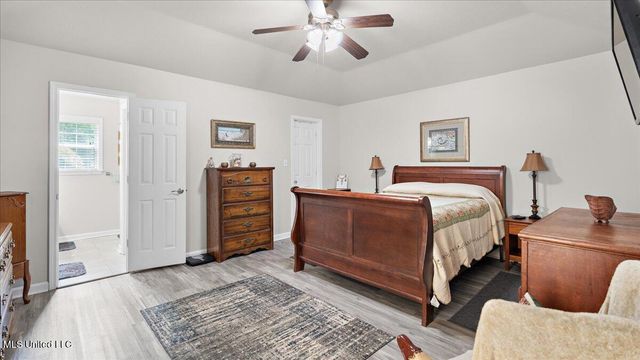 768 Lake Boulevard, Vicksburg, MS 39180