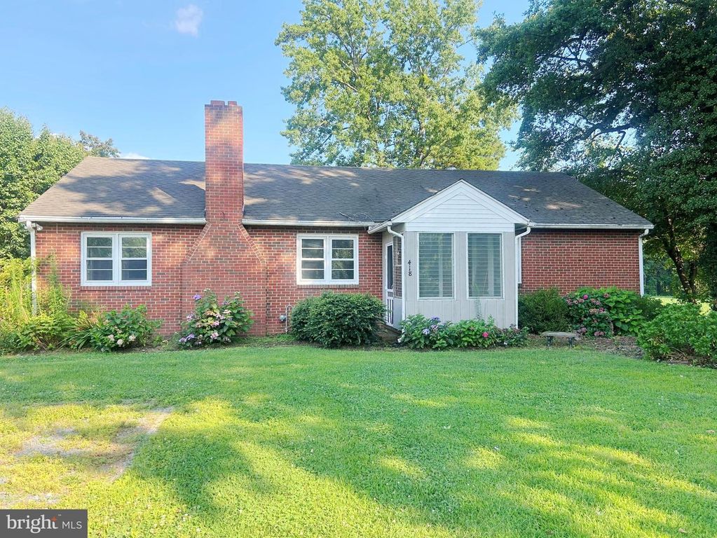 418 SWEDESBORO RD, GIBBSTOWN, NJ 08027 — photo 2