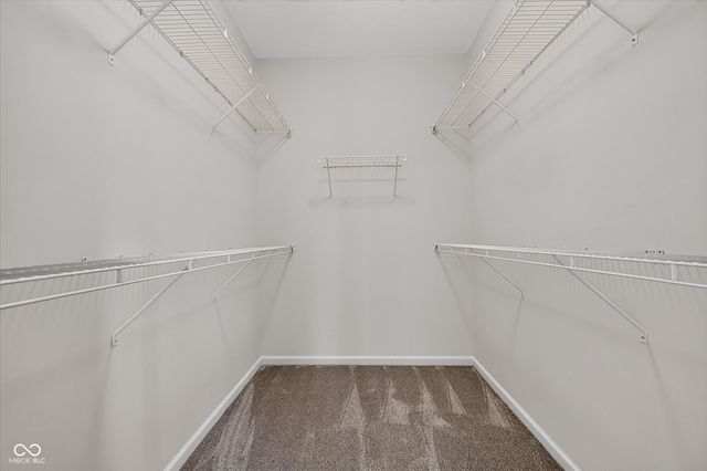 8922 N Springview Drive, Mccordsville, IN 46055