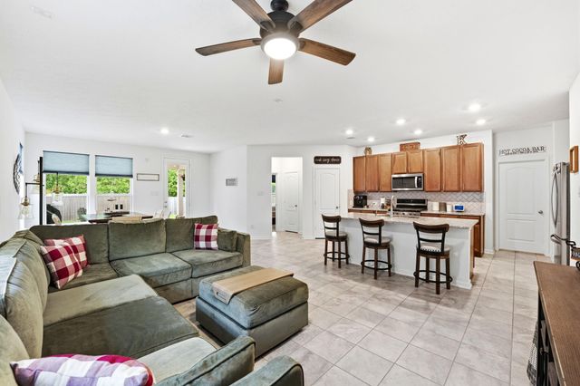 8617 Cimarron Mesa Lane, Magnolia, TX 77354