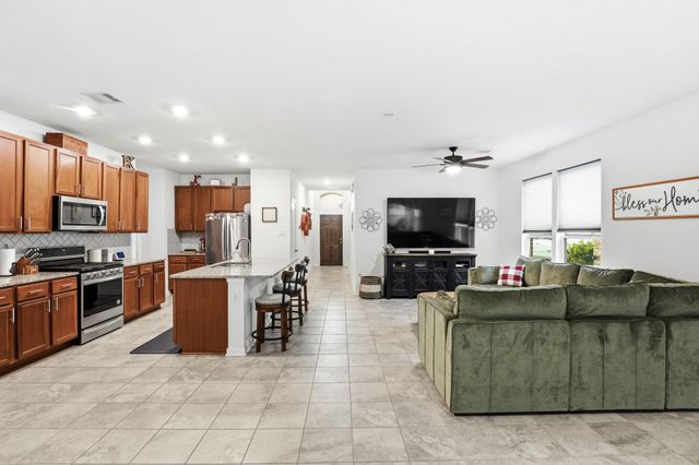 8617 Cimarron Mesa Lane, Magnolia, TX 77354